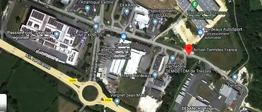 Charpentier couvreur à Tresses