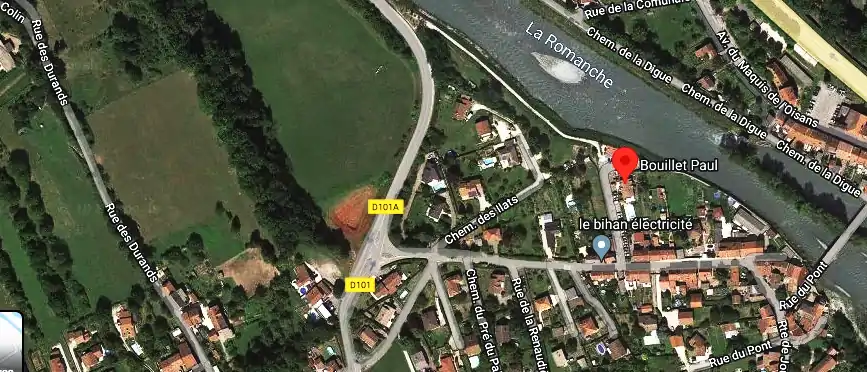 Charpentier couvreur à Saint-Pierre-de-Mésage