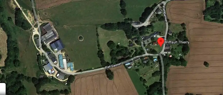 Charpentier couvreur à Saint-Thomas-de-Courceriers