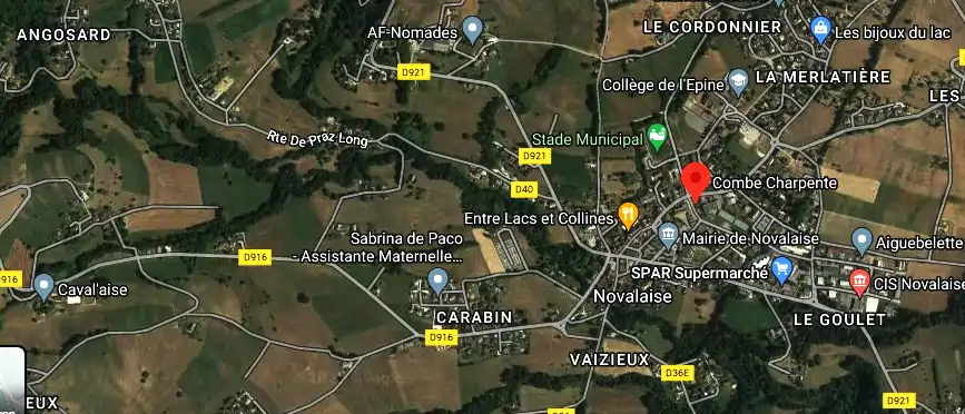 Charpentier couvreur à Novalaise
