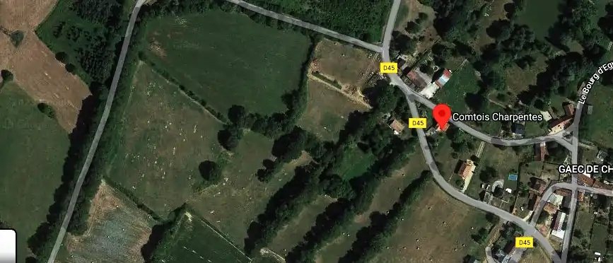 Charpentier couvreur à Éguzon-Chantôme