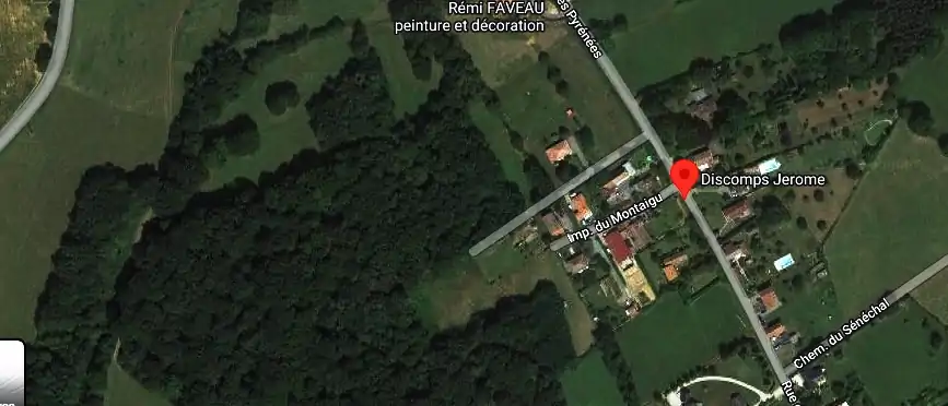 Charpentier couvreur à Sarrouilles