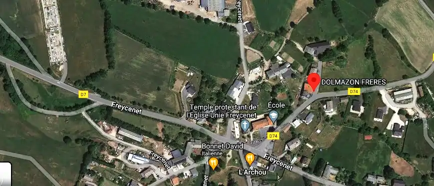 Charpentier couvreur à Saint-Jeures