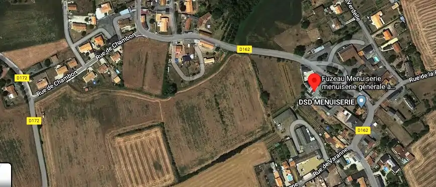 Charpentier couvreur à Saint-Léger-de-Montbrun