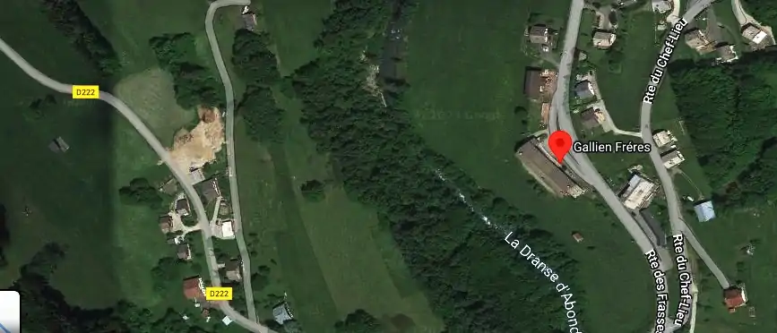 Charpentier couvreur à 74360 Vacheresse