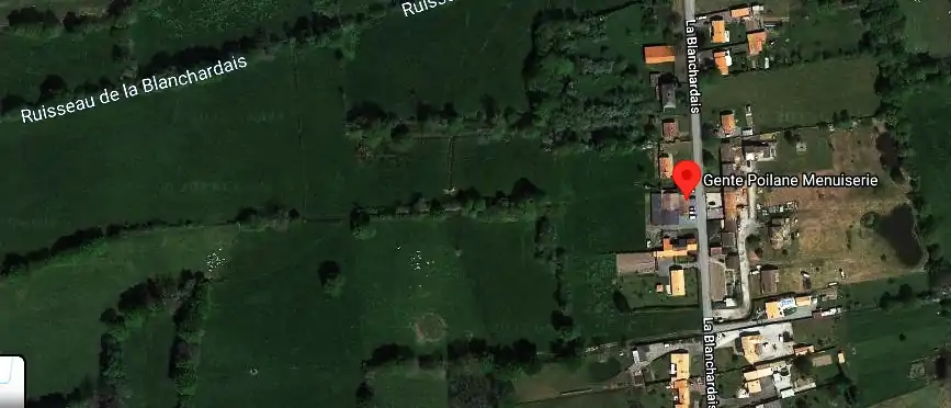 Charpentier couvreur à Vue