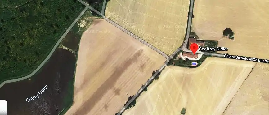 Charpentier couvreur à 01800 Rignieux-le-Franc