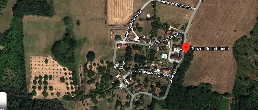 Charpentier couvreur à 24210 Azerat