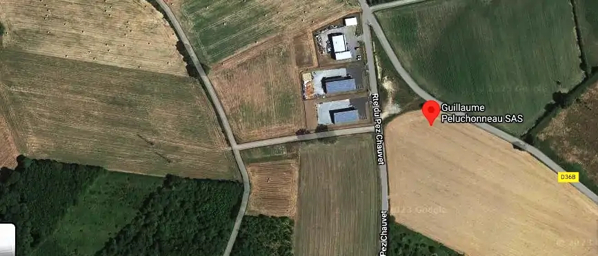 Charpentier couvreur à Éguzon-Chantôme