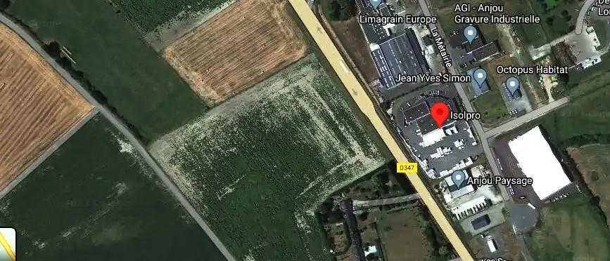 Charpentier couvreur à Longué-Jumelles