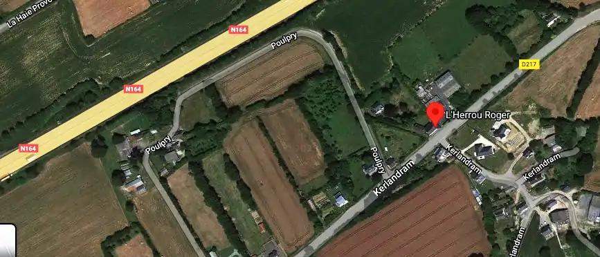 Charpentier couvreur à Cléden-Poher