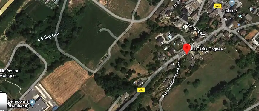Charpentier couvreur à Rotherens