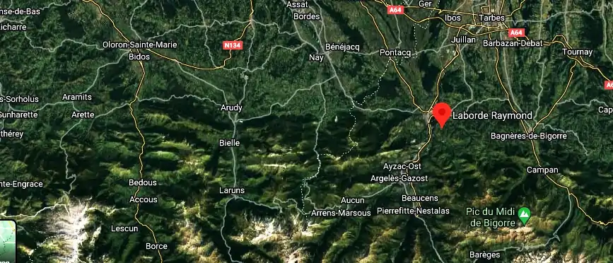 Charpentier couvreur à 65100 Jarret