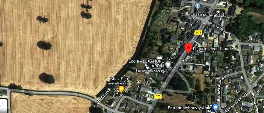 Charpentier couvreur à Chazé-sur-Argos