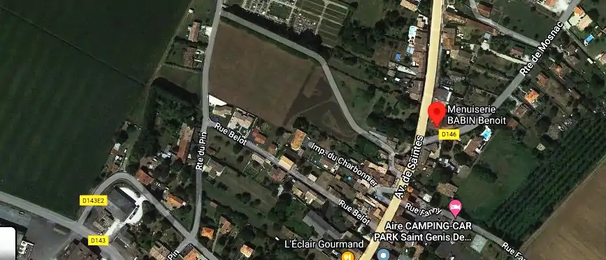 Charpentier couvreur à Saint-Genis-de-Saintonge