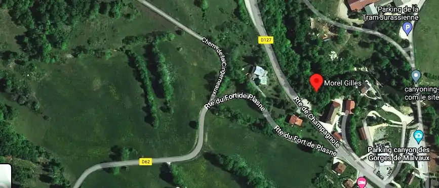 Charpentier couvreur à Foncine-le-Bas