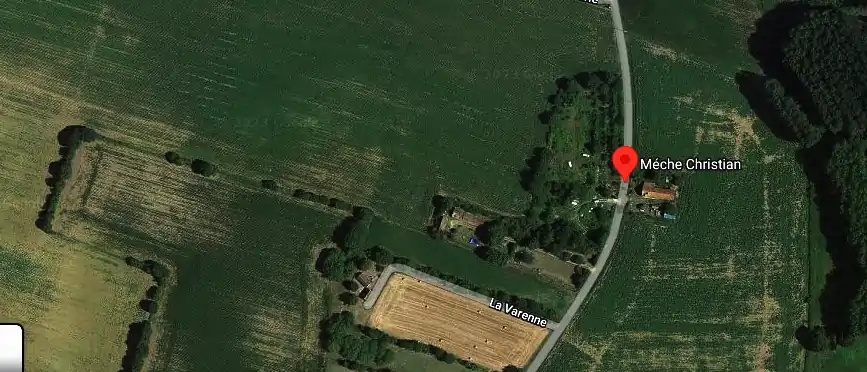 Charpentier couvreur à Courcemont