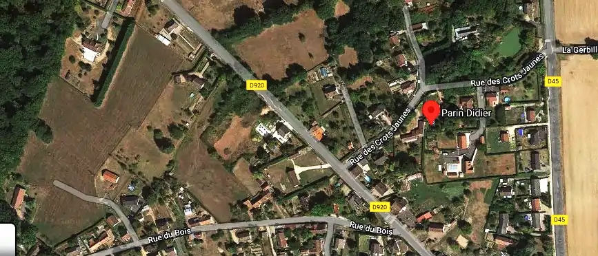 Charpentier couvreur à 18320 Cours-les-Barres