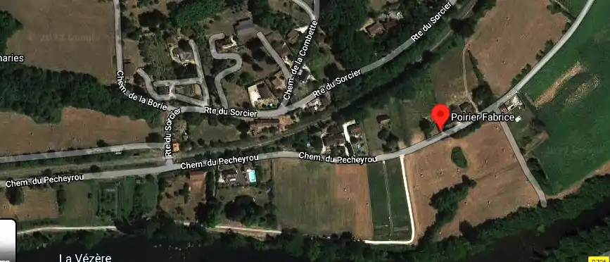 Charpentier couvreur à Eyzies de Tayac
