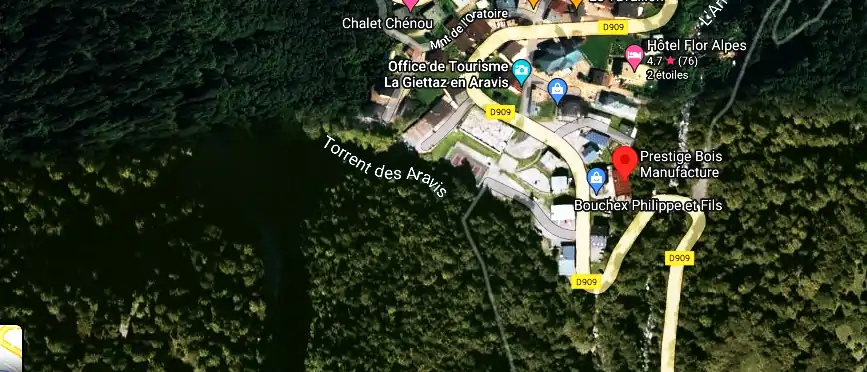 Charpentier couvreur à La Giettaz