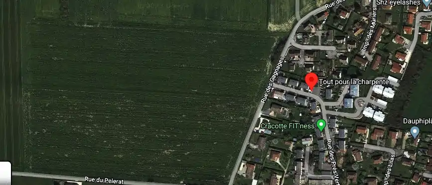 Charpentier couvreur à Brézins