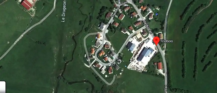 Charpentier couvreur à Bouverans