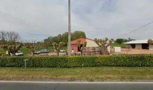 roussille charpente à Moustier