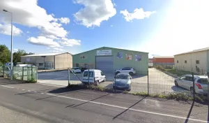 Duclaux Kalkias Chape Liquide à Camaret-sur-Aigues