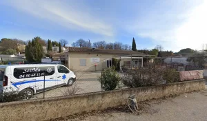 Les Jeunes Charpentiers à La Tour-d'Aigues